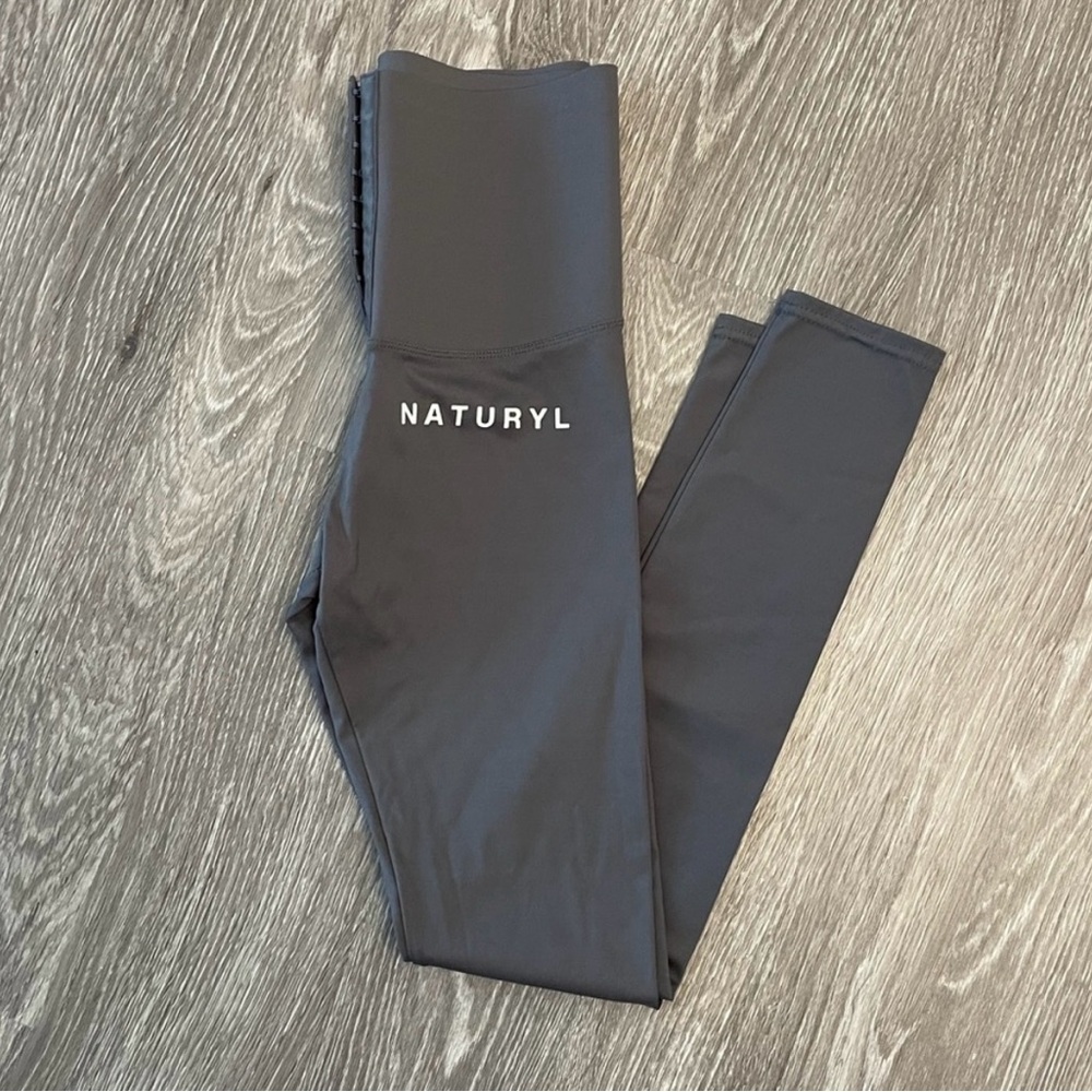 Naturyl by NBK compression leggings